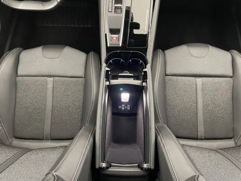 Image secondaire du véhicule 28