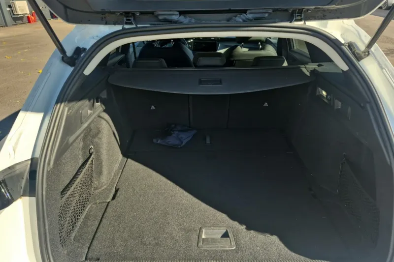 Image secondaire du véhicule 10