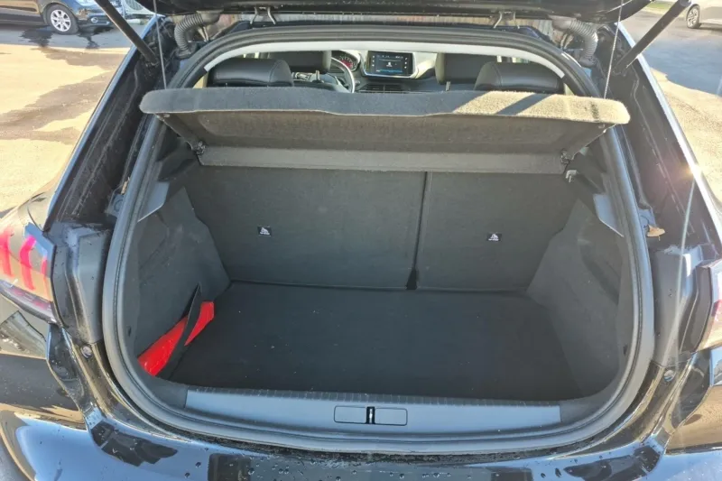 Image secondaire du véhicule 10