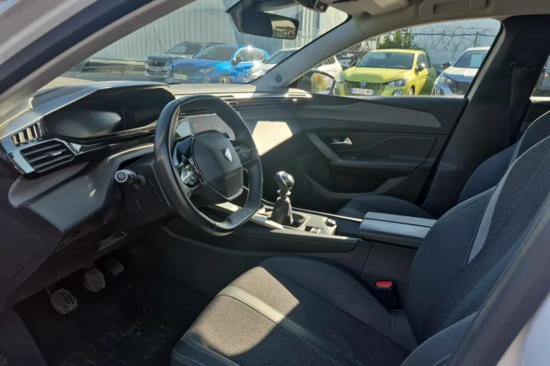 Image secondaire du véhicule 11