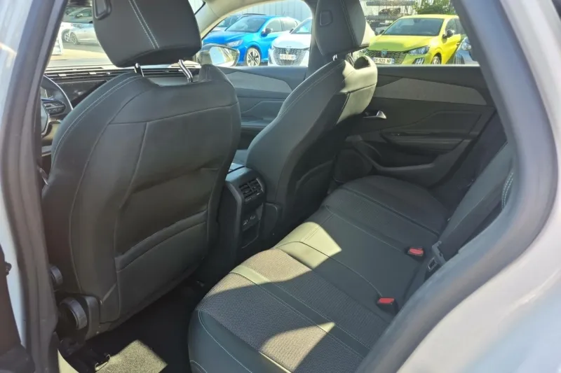 Image secondaire du véhicule 12