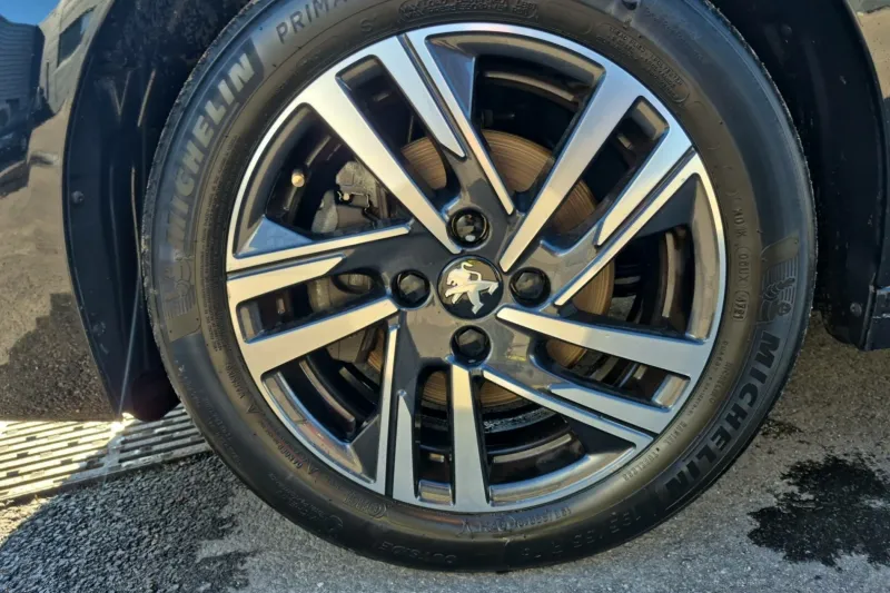 Image secondaire du véhicule 14