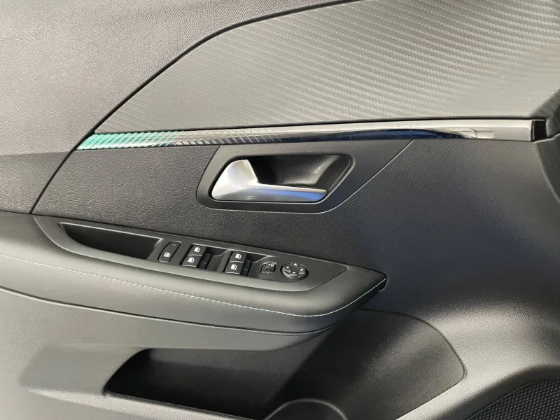 Image secondaire du véhicule 30