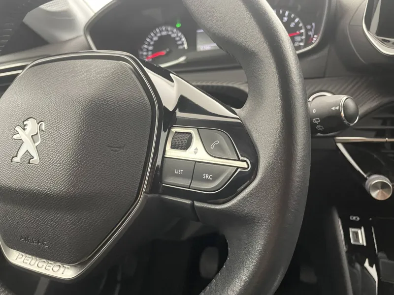 Image secondaire du véhicule 32