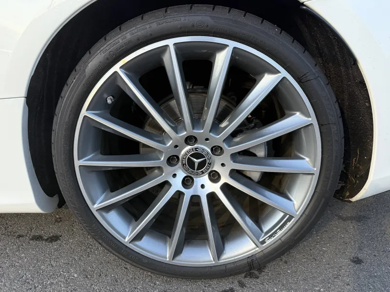 Image secondaire du véhicule 8