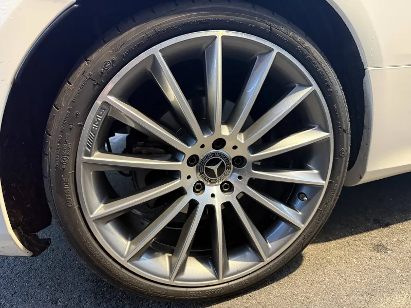 Image secondaire du véhicule 9