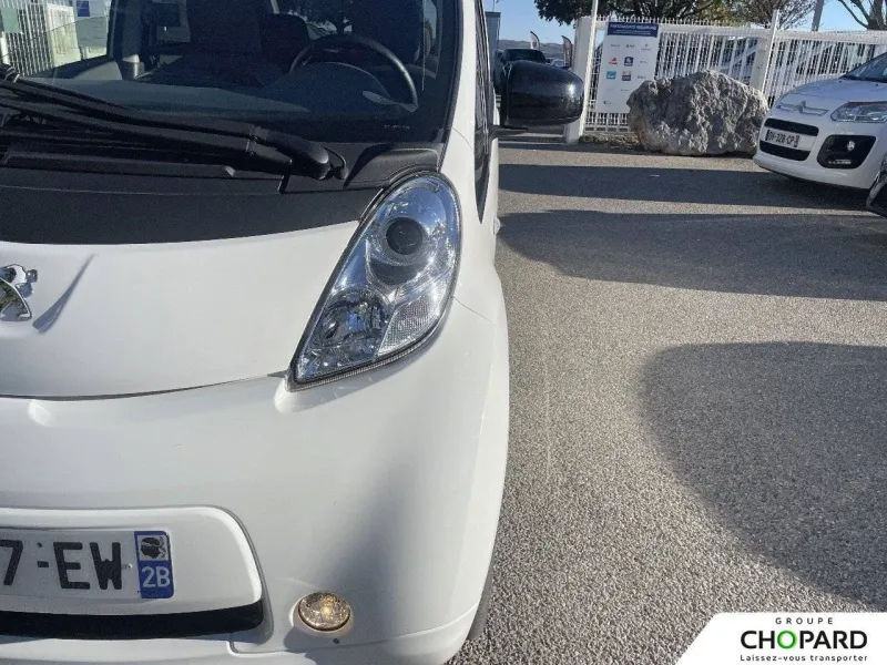 Image secondaire du véhicule 23