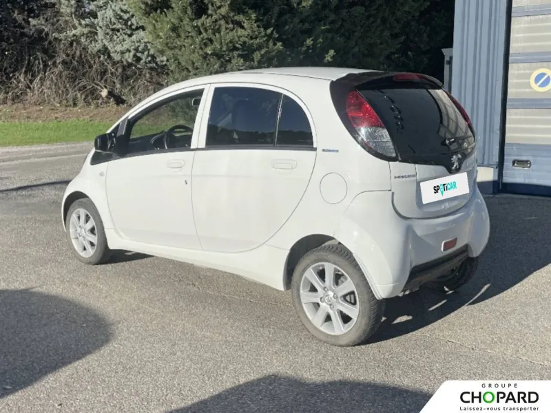 Image secondaire du véhicule 31