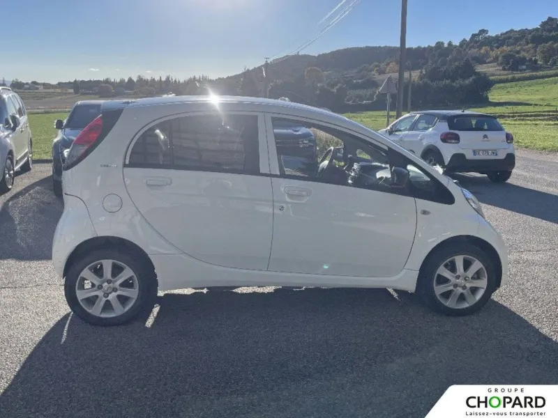 Image secondaire du véhicule 32