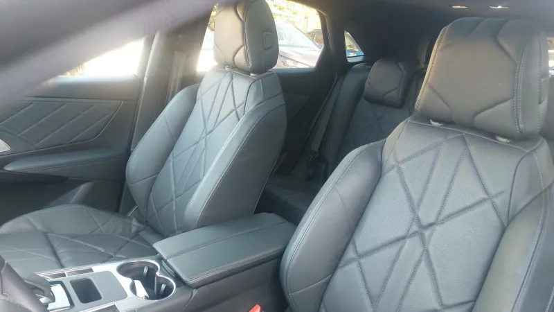 Image secondaire du véhicule 11