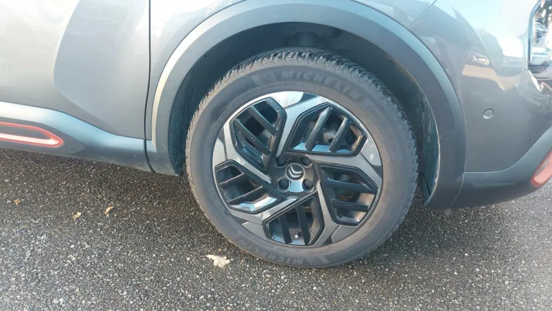 Image secondaire du véhicule 15