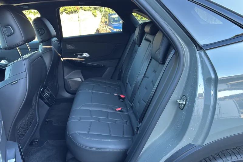 Image secondaire du véhicule 48