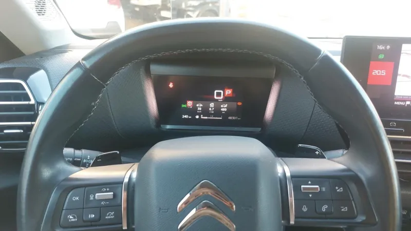 Image secondaire du véhicule 18