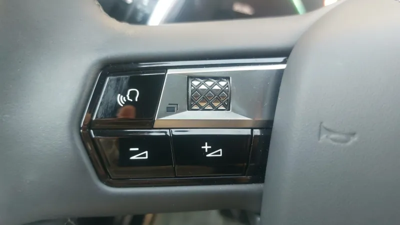 Image secondaire du véhicule 19