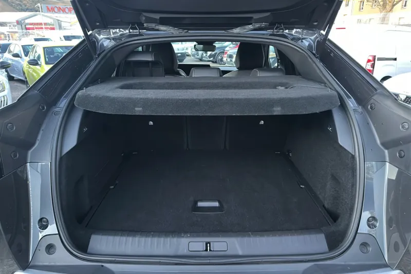 Image secondaire du véhicule 10