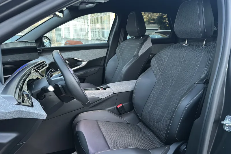 Image secondaire du véhicule 11