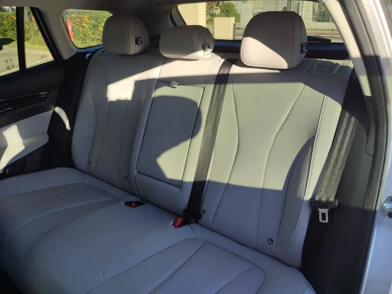 Image secondaire du véhicule 5