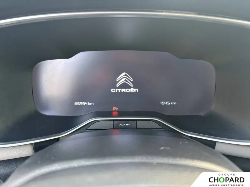 Image secondaire du véhicule 22