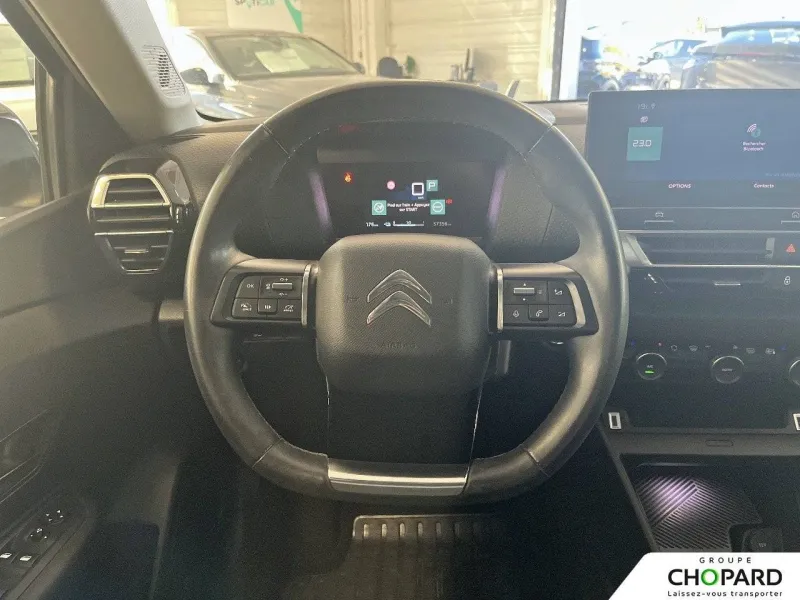 Image secondaire du véhicule 18