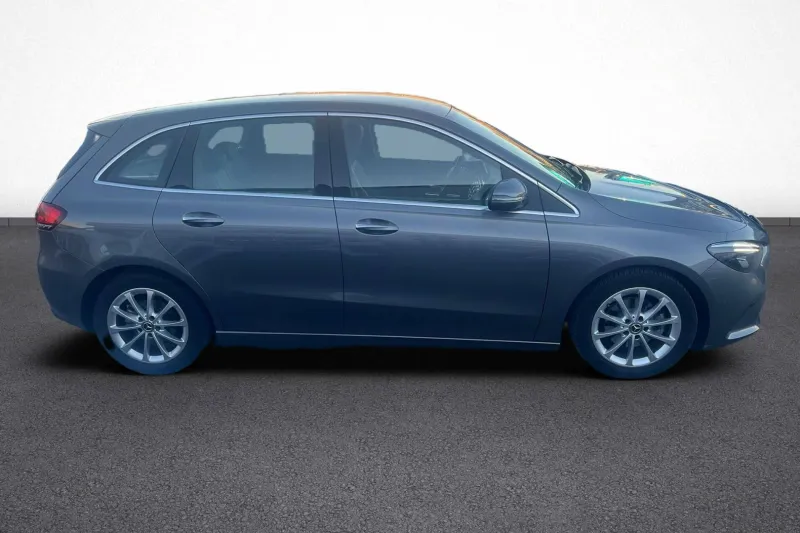 Image secondaire du véhicule 8