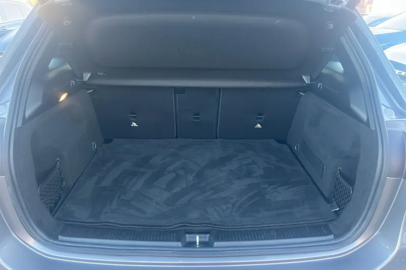 Image secondaire du véhicule 10