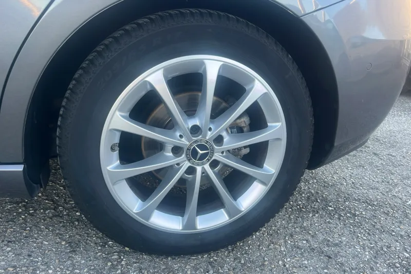 Image secondaire du véhicule 13