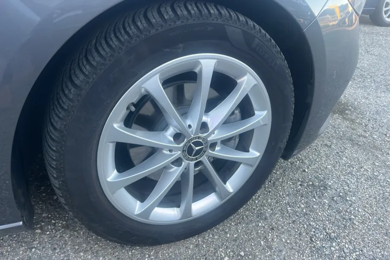 Image secondaire du véhicule 15