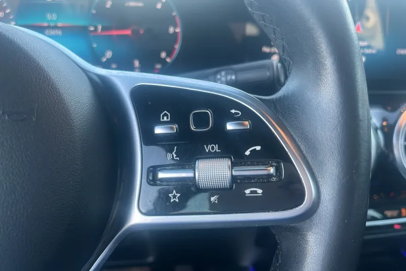 Image secondaire du véhicule 22