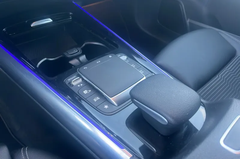 Image secondaire du véhicule 25