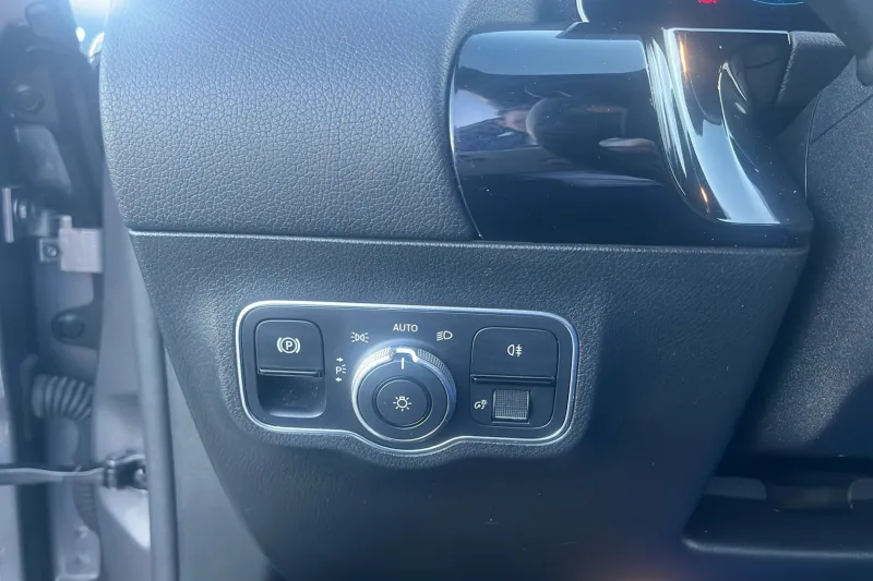 Image secondaire du véhicule 27