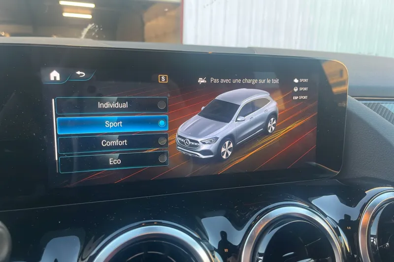 Image secondaire du véhicule 24