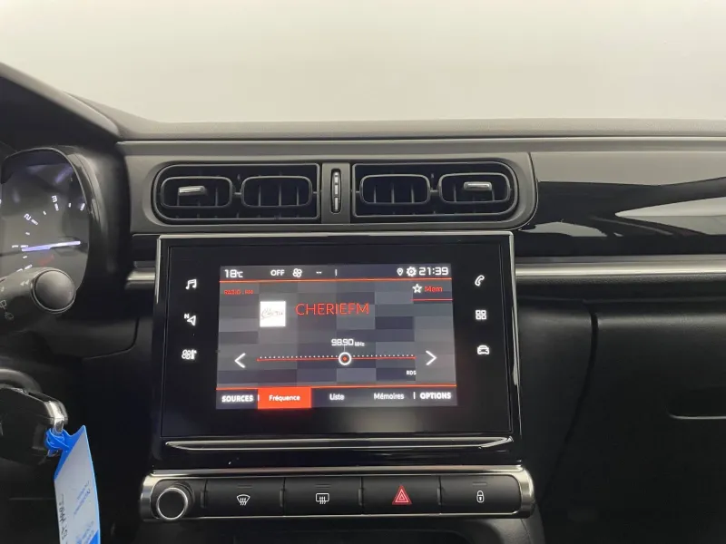 Image secondaire du véhicule 21