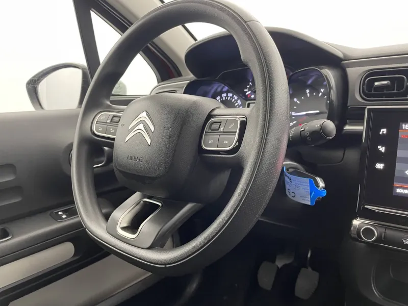 Image secondaire du véhicule 30