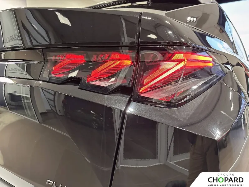 Image secondaire du véhicule 12