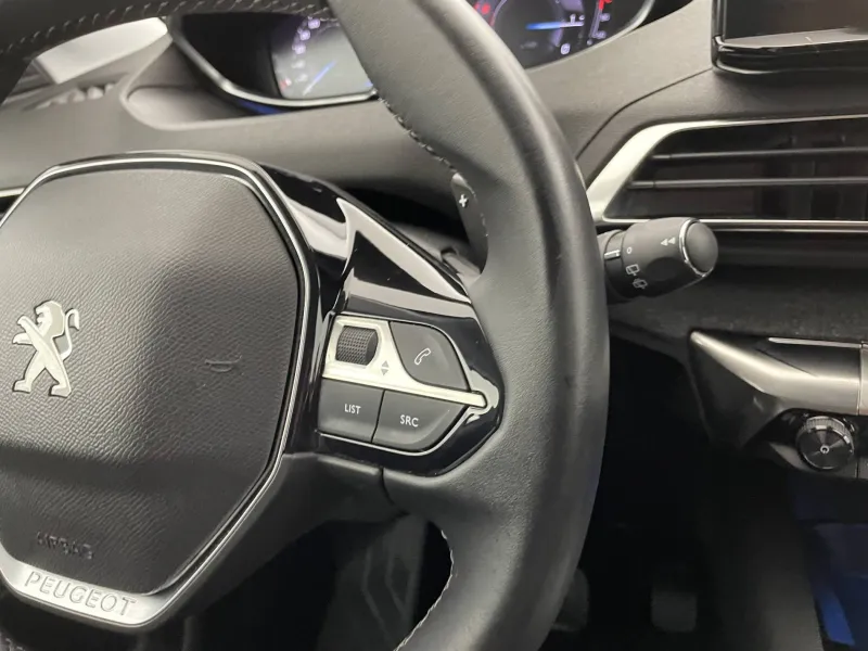 Image secondaire du véhicule 32