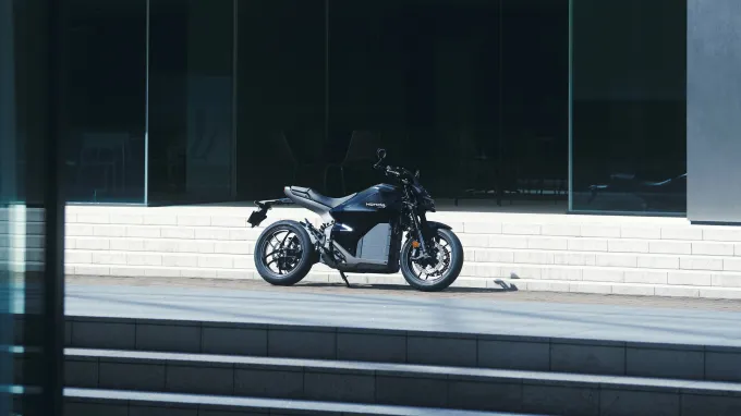 Honda WN7 : béquille latérale