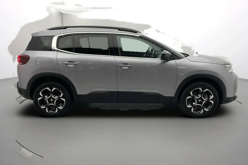 Image secondaire du véhicule 8