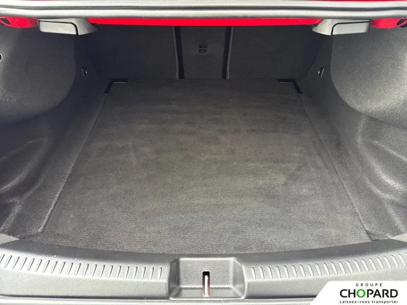 Image secondaire du véhicule 9