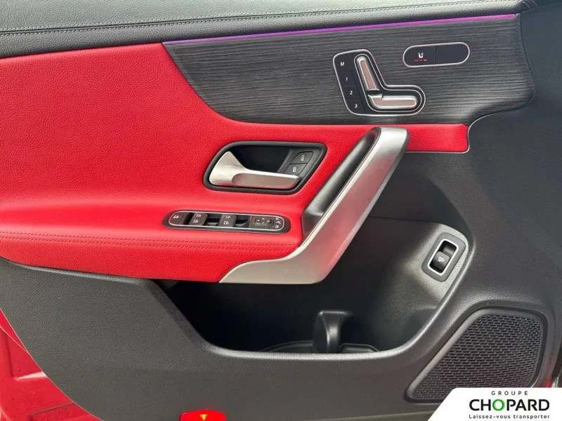 Image secondaire du véhicule 24