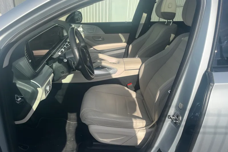 Image secondaire du véhicule 11