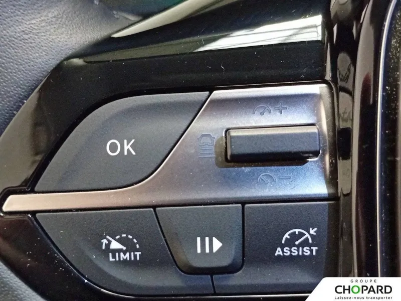 Image secondaire du véhicule 12