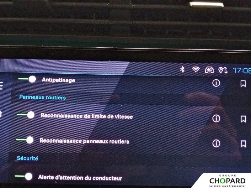 Image secondaire du véhicule 22