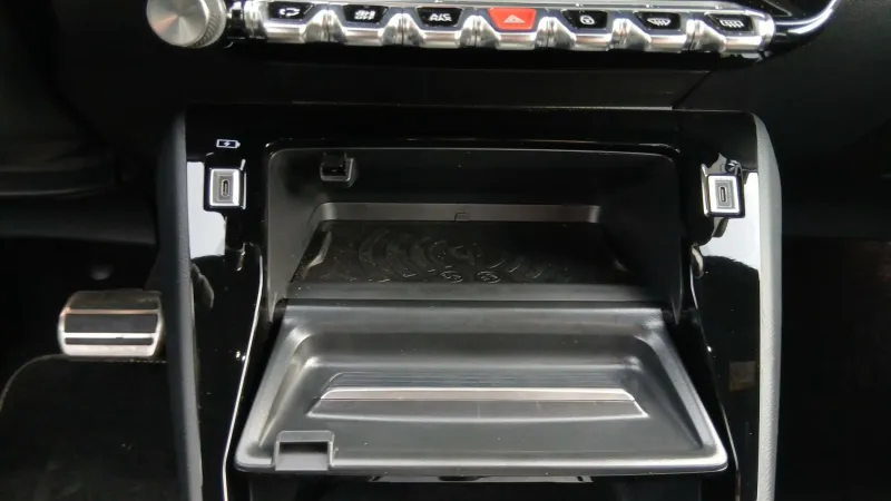 Image secondaire du véhicule 22