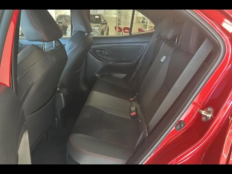 Image secondaire du véhicule 12