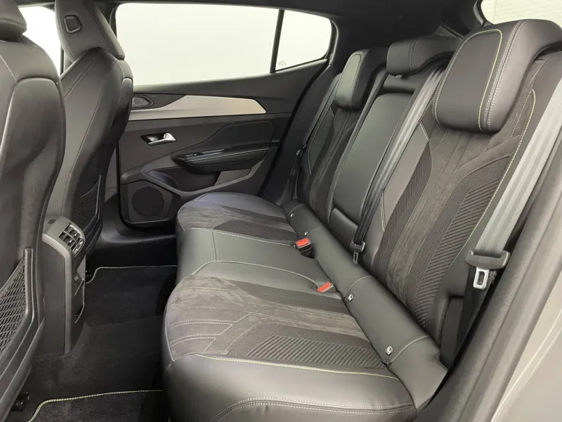 Image secondaire du véhicule 16