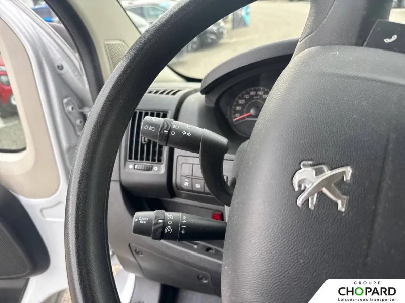 Image secondaire du véhicule 22