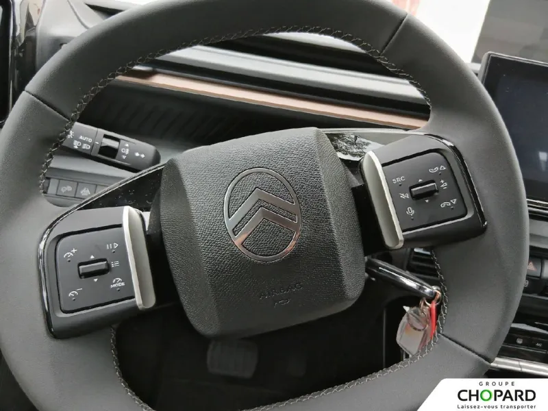 Image secondaire du véhicule 15