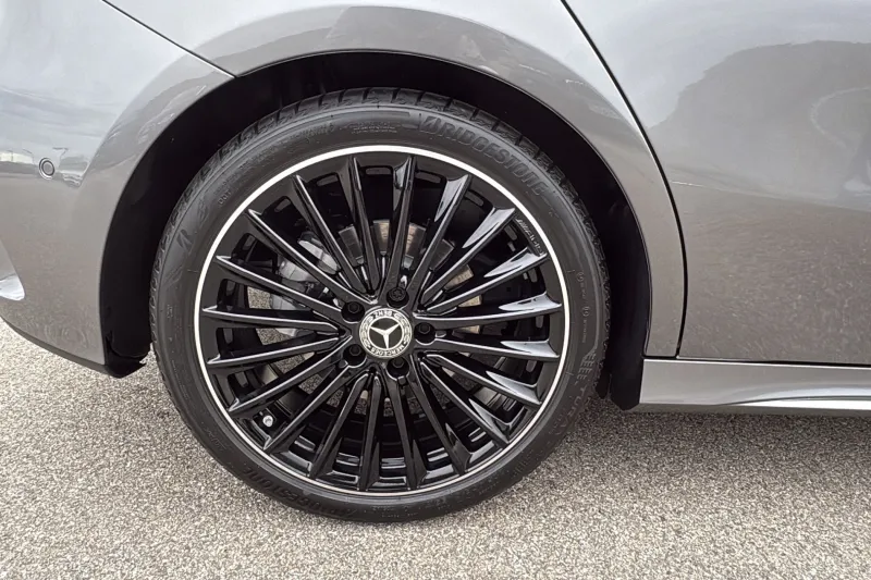 Image secondaire du véhicule 14