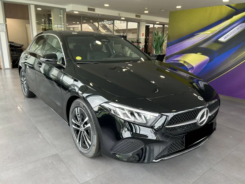Mercedes-Benz-CLASSE A-Classe A 200 d 8G-DCT Mercedes-Benz-CLASSE A-d'occasion chez Mercedes-Benz Lyon Saint-Fons