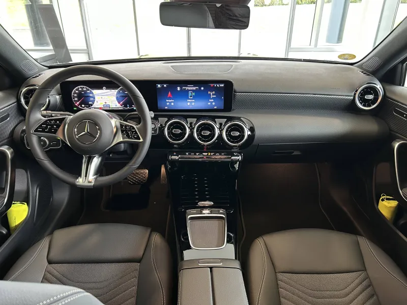 Image secondaire du véhicule 6